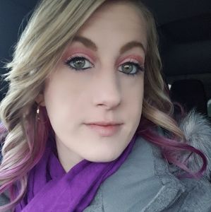 Meet your Posher, Jenna